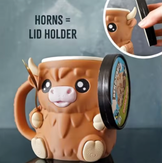 Cowzy Pint™ – Cozy Highland Cow Ice Cream & Mug Holder